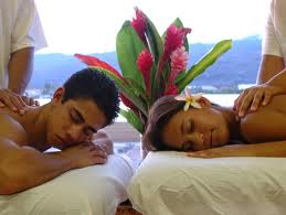 Relaxing Couples Massage